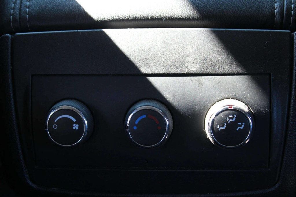 2016 GMC Acadia FWD 4dr SLE w/SLE-1 - 22930548 - 26