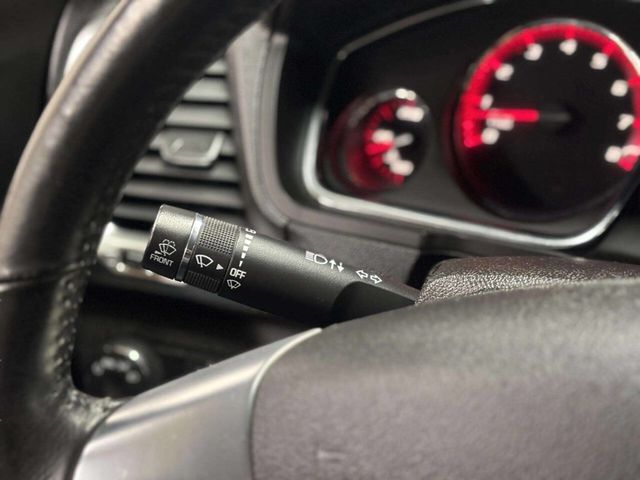 2016 GMC Acadia FWD 4dr SLE w/SLE-1 - 22974786 - 35