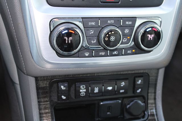 2016 GMC Acadia FWD 4dr SLT w/SLT-1 - 22980884 - 32