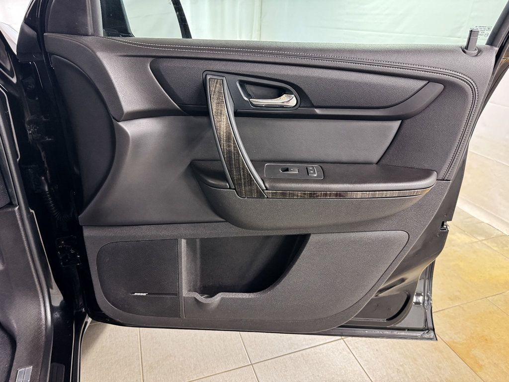 2016 GMC Acadia SLT AWD - 23100511 - 16