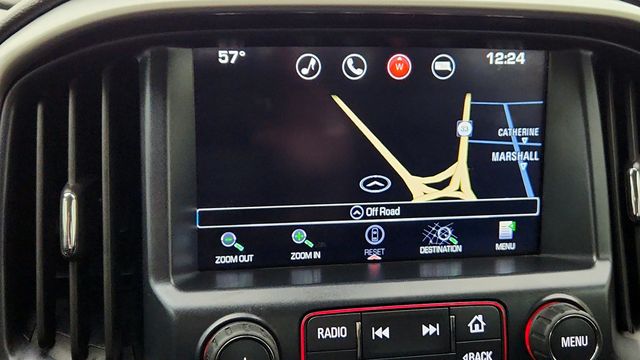 2016 GMC Canyon 4WD Crew Cab 140.5'' SLT with 8'' Nav, Bose Sound & Driver Alert - 22951211 - 19