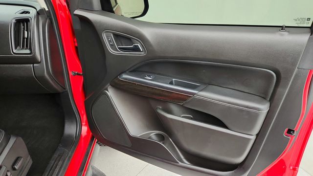 2016 GMC Canyon 4WD Crew Cab 140.5'' SLT with 8'' Nav, Bose Sound & Driver Alert - 22951211 - 26