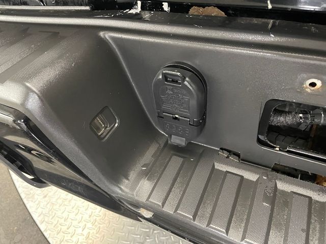 2016 GMC Canyon 4WD Ext Cab 128.3" SLE - 22968159 - 45