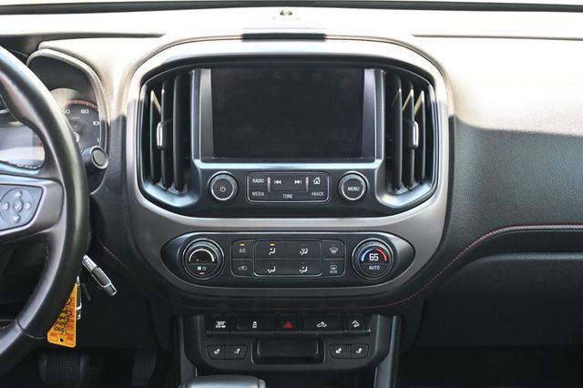 2016 GMC Canyon 4X4 Crew Cab SLE Turbo Diesel - 22841769 - 10