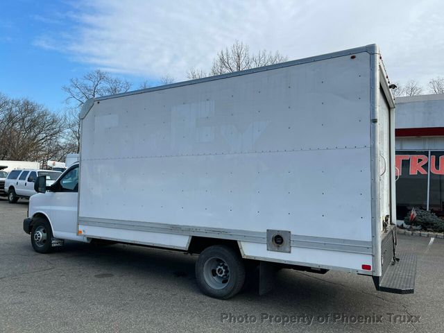 2016 GMC Savana 3500 Cutaway 2dr Chassis DRW - 21675099 - 8