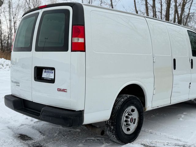 2016 GMC Savana Cargo Van RWD 2500 135" - 22953579 - 10
