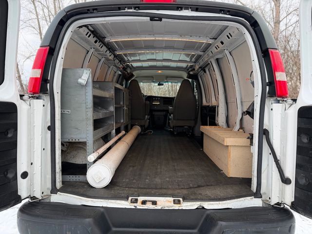 2016 GMC Savana Cargo Van RWD 2500 135" - 22953579 - 24