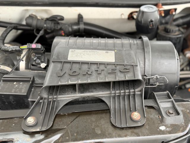 2016 GMC Savana Cargo Van RWD 2500 135" - 22953579 - 25