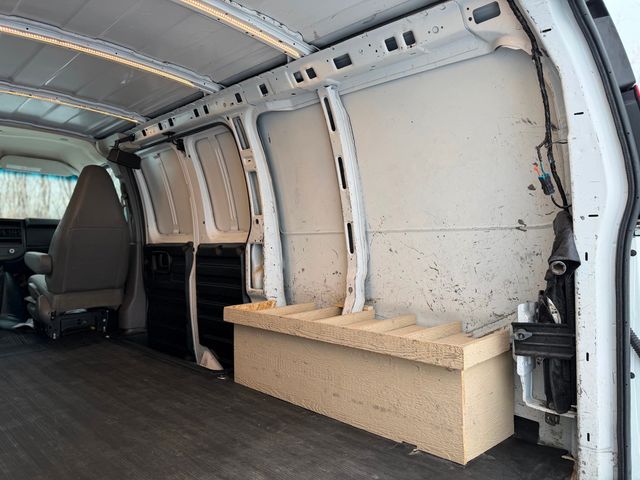 2016 GMC Savana Cargo Van RWD 2500 135" - 22953579 - 28