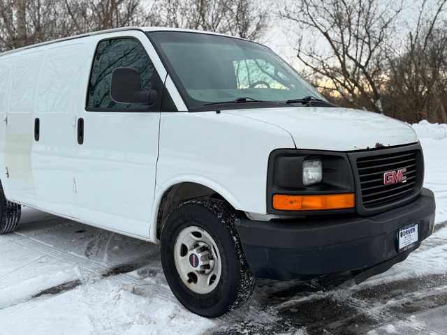 2016 GMC Savana Cargo Van RWD 2500 135" - 22953579 - 4