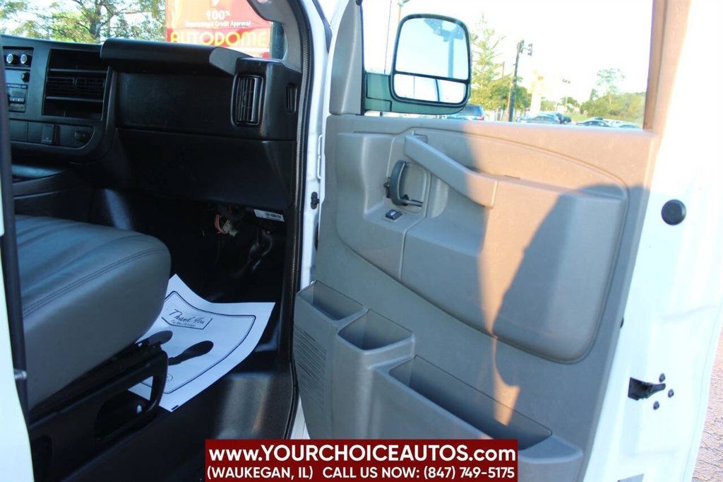 2016 GMC Savana Cargo Van RWD 3500 155" - 22895277 - 15