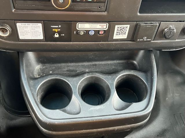 2016 GMC Savana Commercial Cutaway 3500 Van 177" - 21632919 - 11