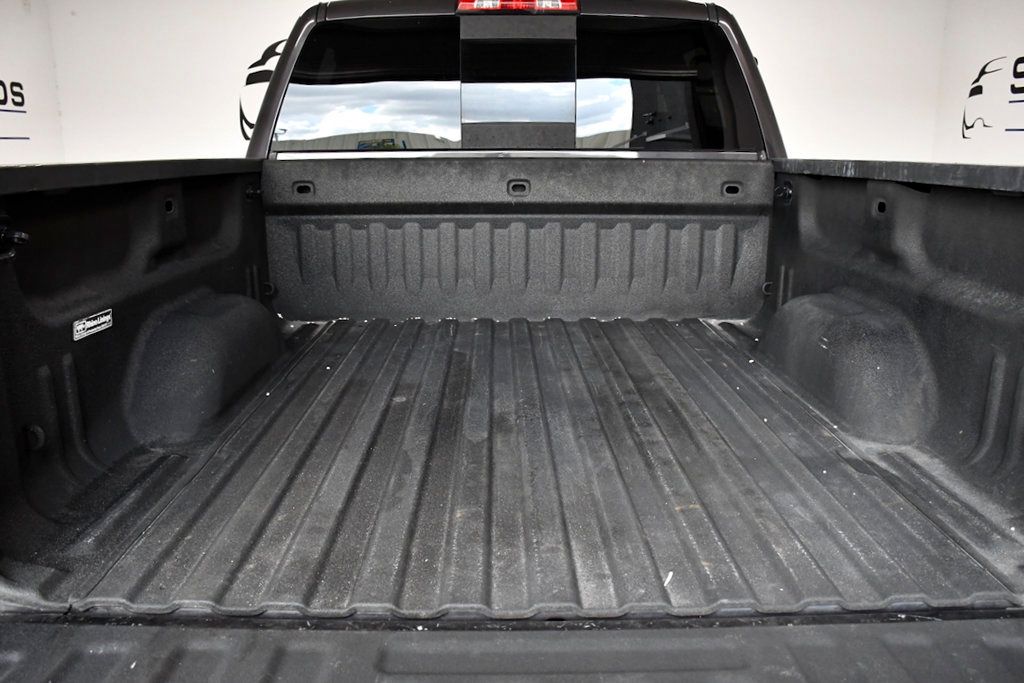 2016 GMC Sierra 1500 2WD Crew Cab 143.5" SLT - 23060399 - 12