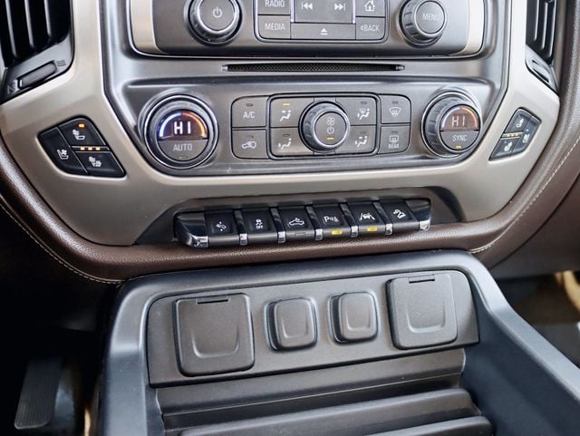 2016 GMC Sierra 1500 4WD Crew Cab 143.5" Denali - 22973924 - 20