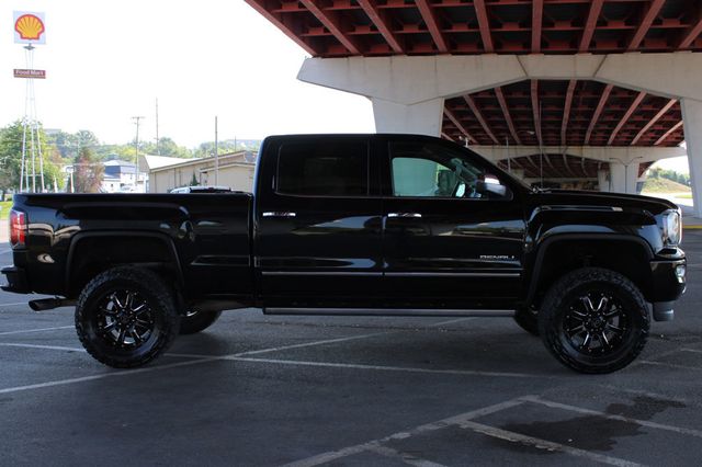 2016 GMC Sierra 4WD Crew Cab Standard Box's photo