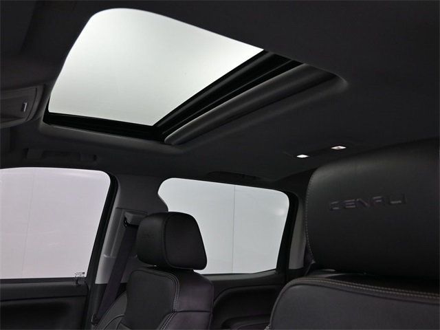 2016 GMC Sierra 1500 4WD Crew Cab 153.0" Denali - 22911743 - 9