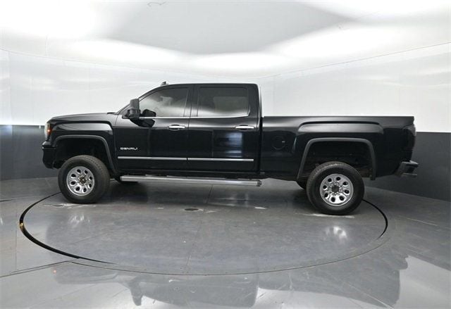 2016 GMC Sierra 1500 4WD Crew Cab 153.0" Denali - 22911743 - 1