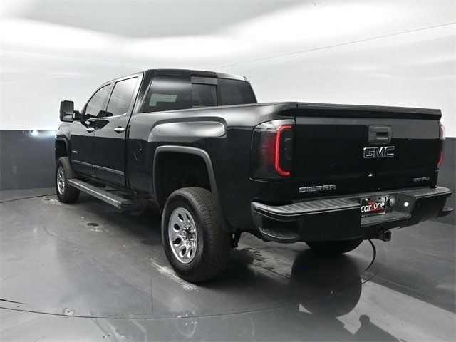 2016 GMC Sierra 1500 4WD Crew Cab 153.0" Denali - 22911743 - 2