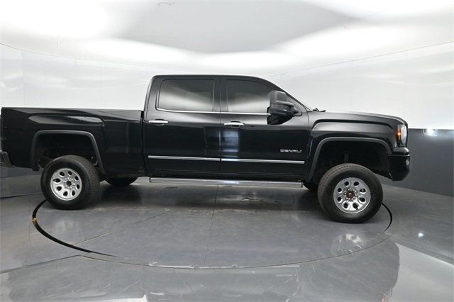 2016 GMC Sierra 1500 4WD Crew Cab 153.0" Denali - 22911743 - 33