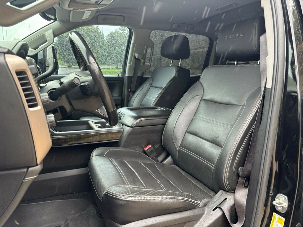 2016 Gmc Sierra Denali photo 2