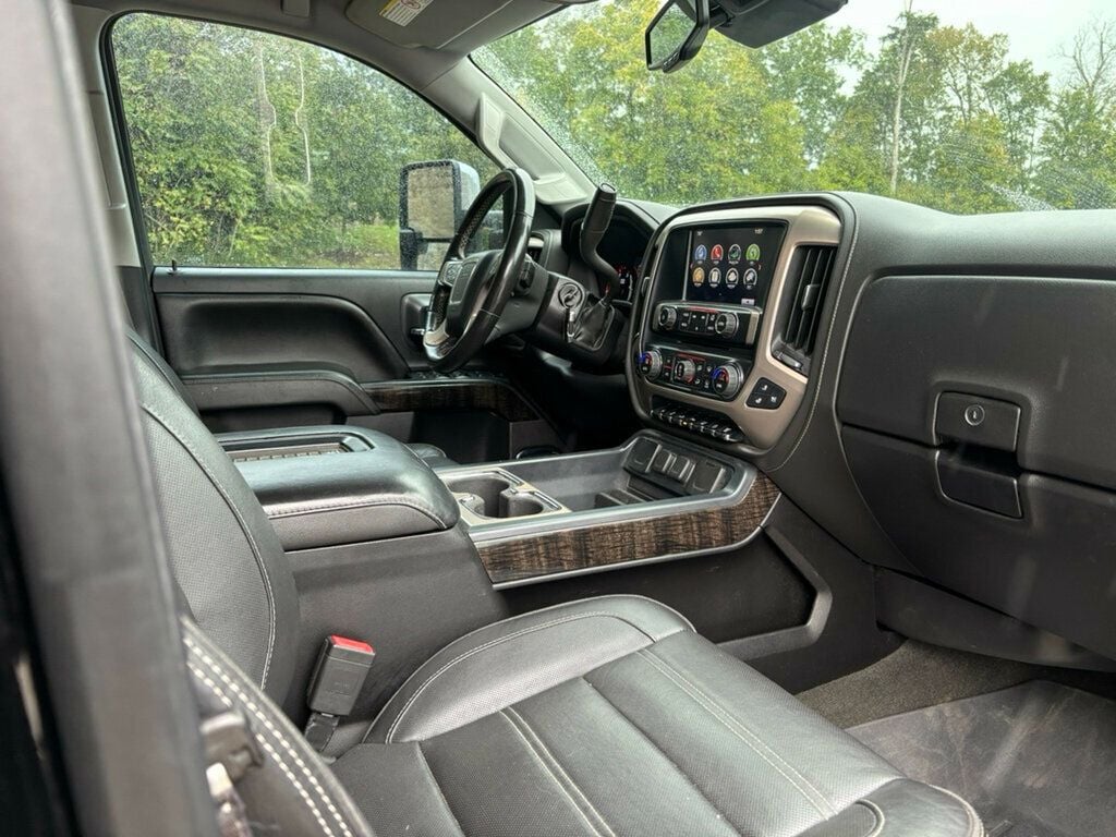 2016 Gmc Sierra Denali photo 4
