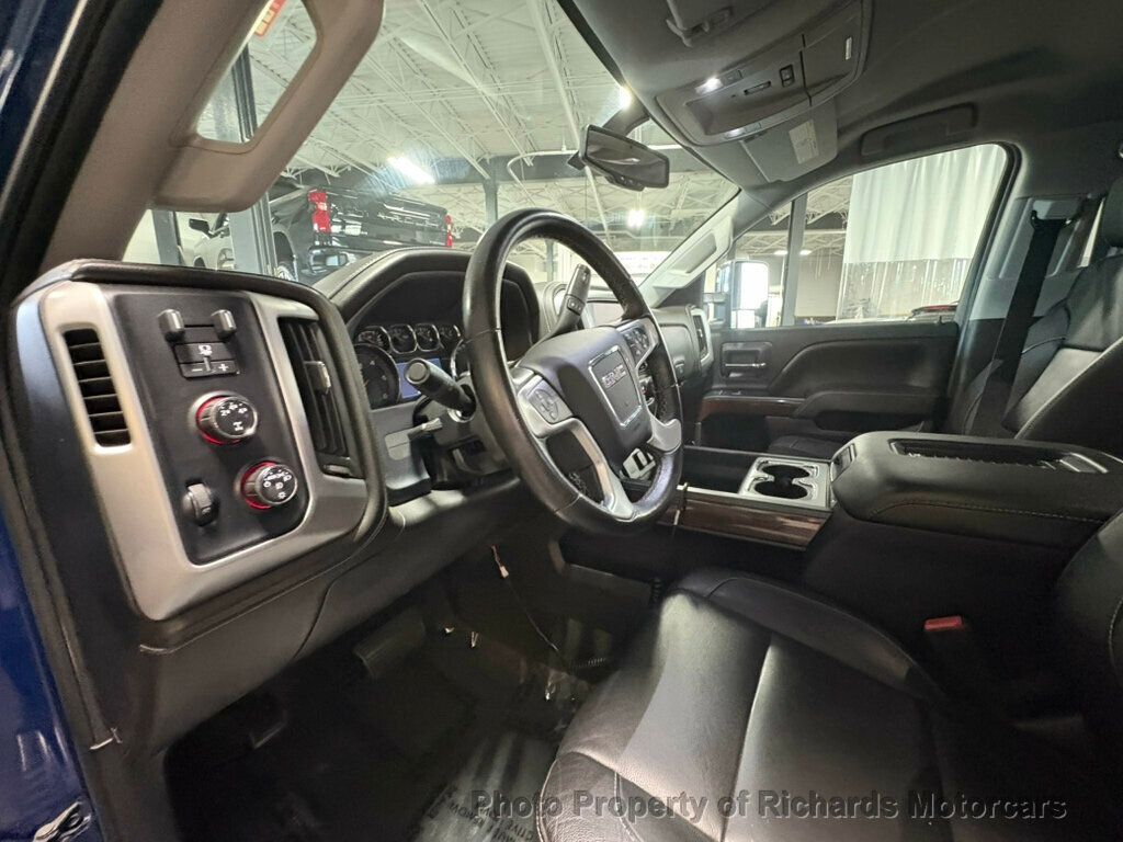 2016 GMC Sierra 2500HD 4WD Crew Cab 153.7" SLT - 22928137 - 19