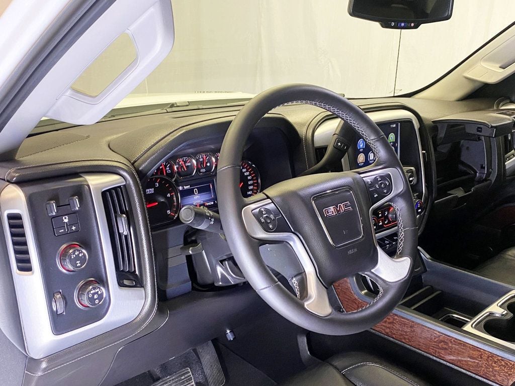 2016 Gmc Sierra SLT photo 30
