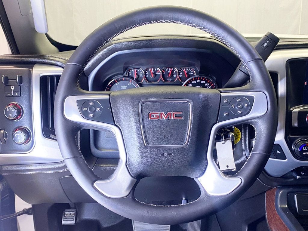 2016 Gmc Sierra SLT photo 32
