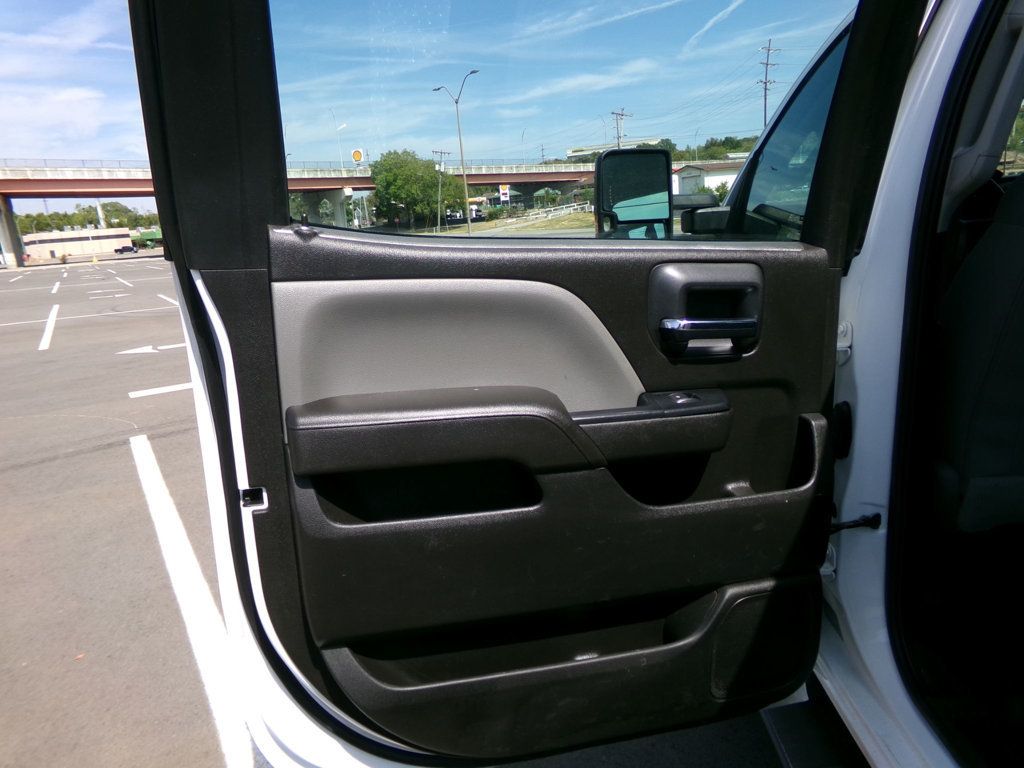 2016 Gmc Sierra SLE photo 11