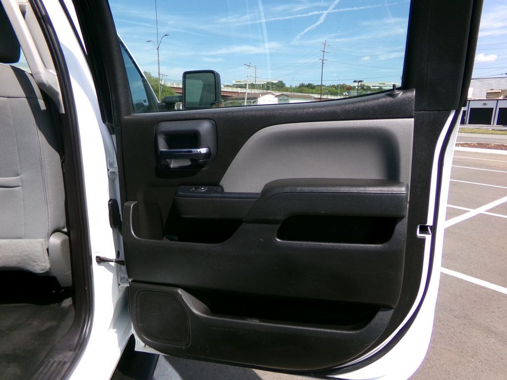 2016 Gmc Sierra SLE photo 12