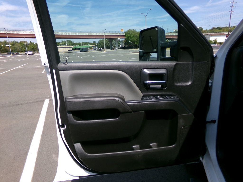 2016 Gmc Sierra SLE photo 9
