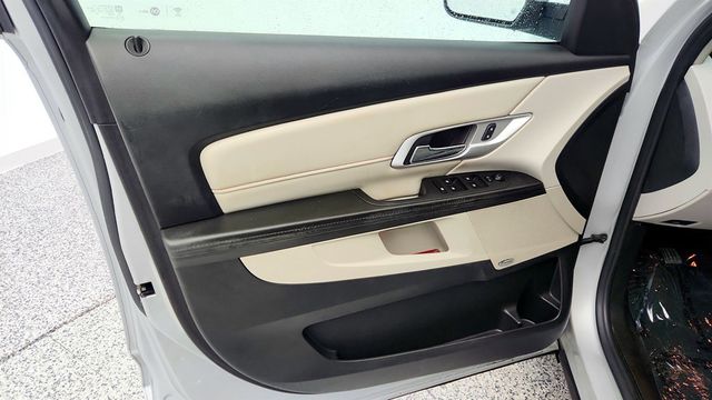 2016 GMC Terrain AWD 4dr SLT with Upgraded Engine and Driver Alert Package I - 22963340 - 9