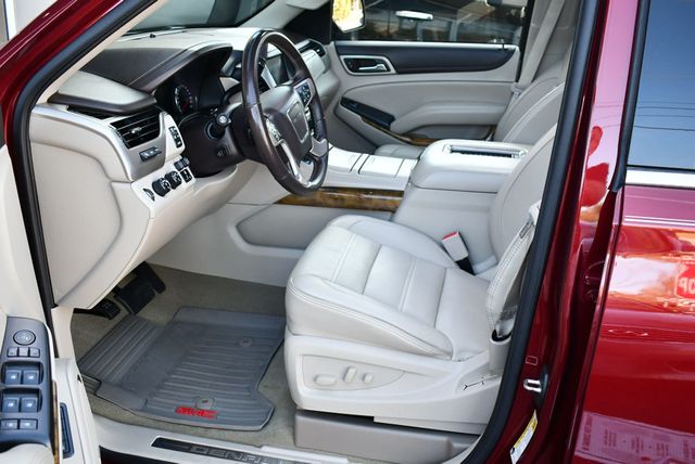 2016 GMC Yukon 4WD 4dr Denali W/Open Road Package and Rear Entertainment System - 22922733 - 13