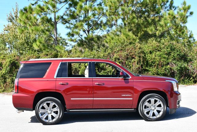 2016 GMC Yukon 4WD 4dr Denali W/Open Road Package and Rear Entertainment System - 22922733 - 32