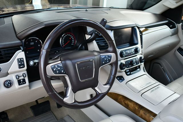 2016 GMC Yukon 4WD 4dr Denali W/Open Road Package and Rear Entertainment System - 22922733 - 40