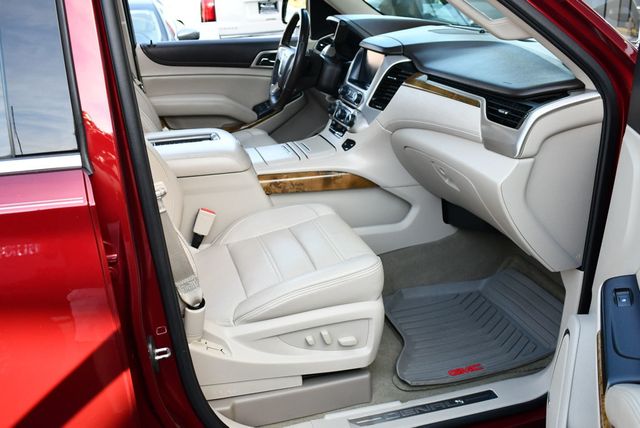 2016 GMC Yukon 4WD 4dr Denali W/Open Road Package and Rear Entertainment System - 22922733 - 45