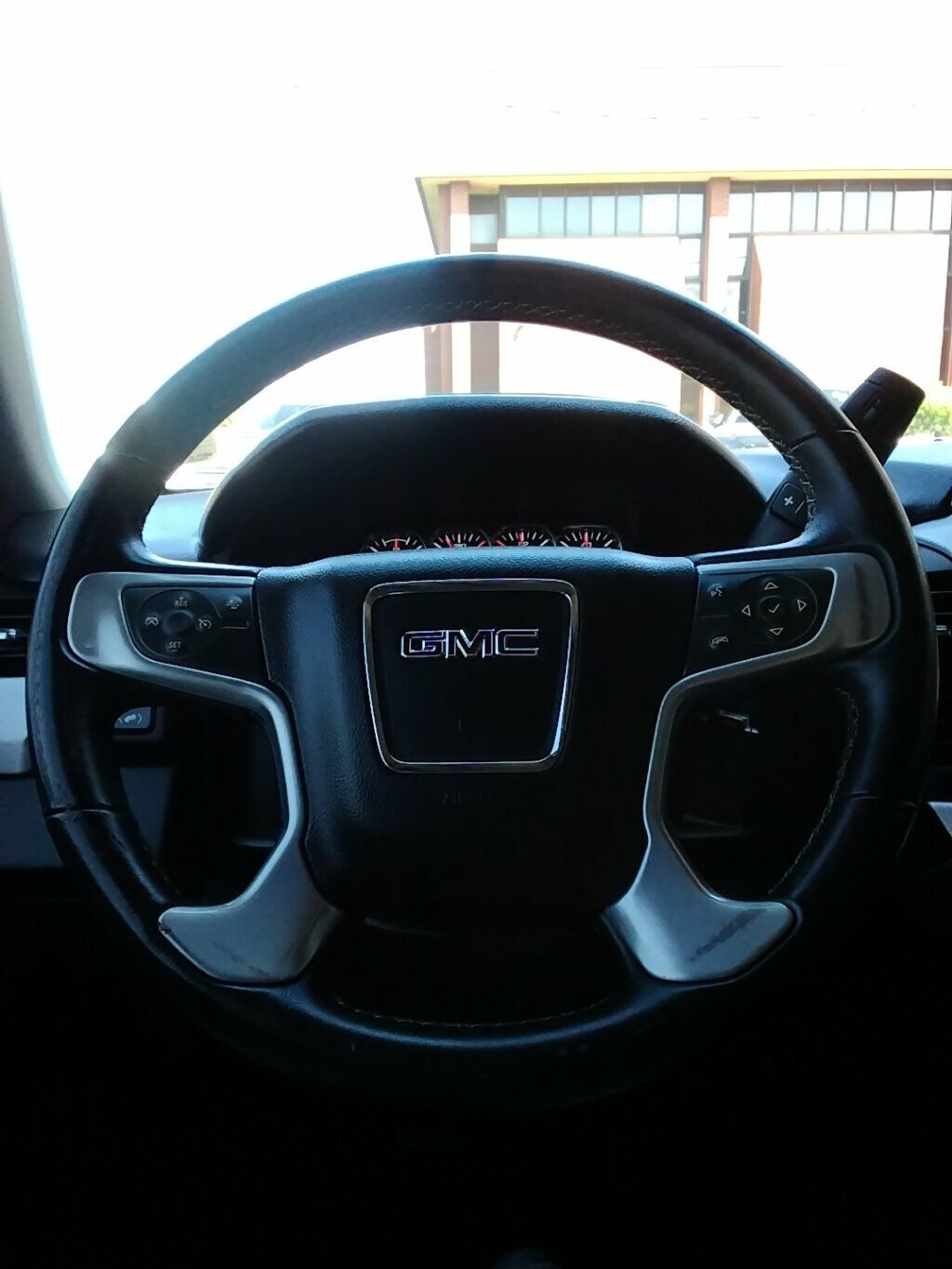 2016 Gmc Yukon XL SLE photo 16