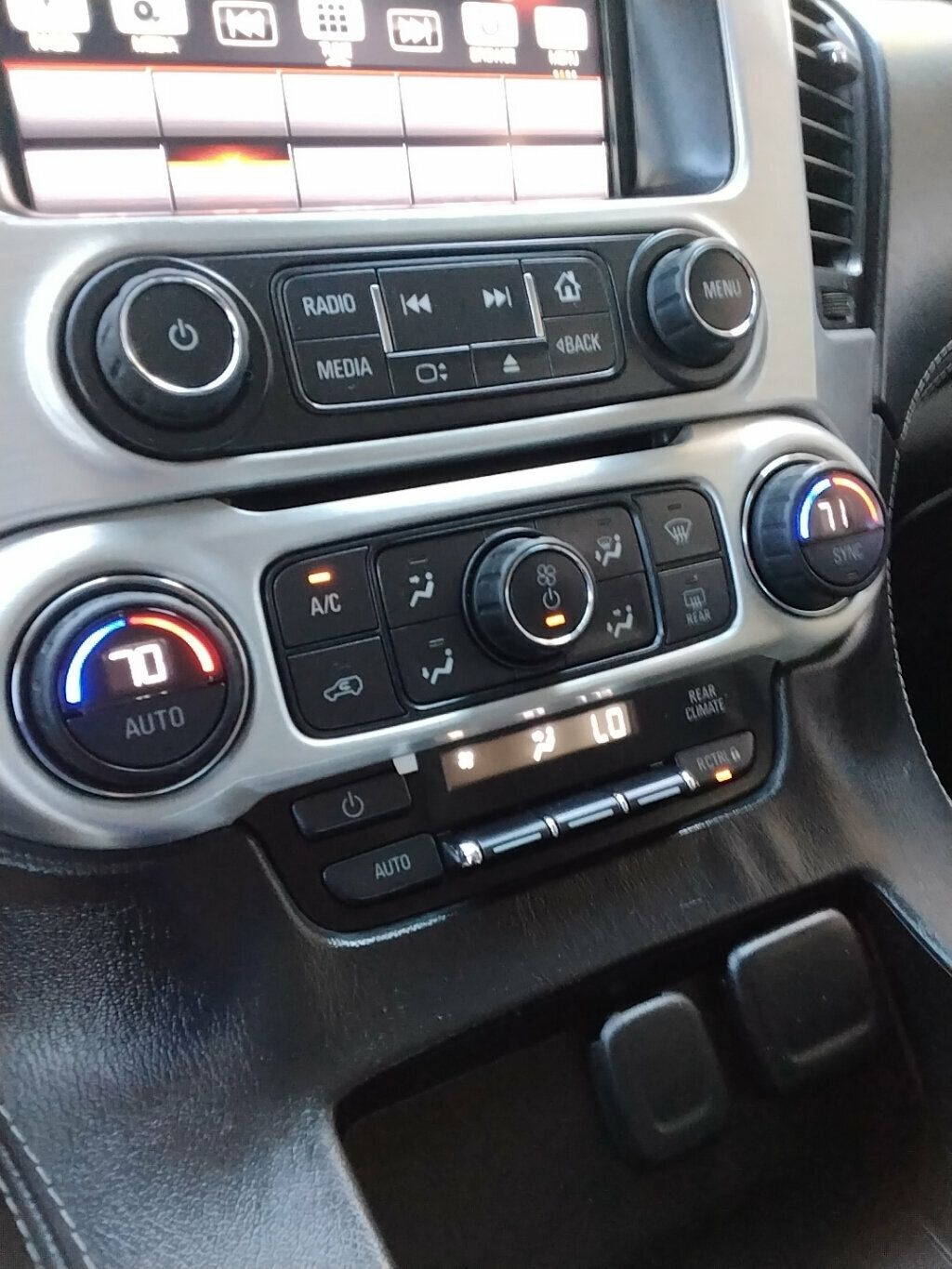 2016 Gmc Yukon XL SLE photo 25