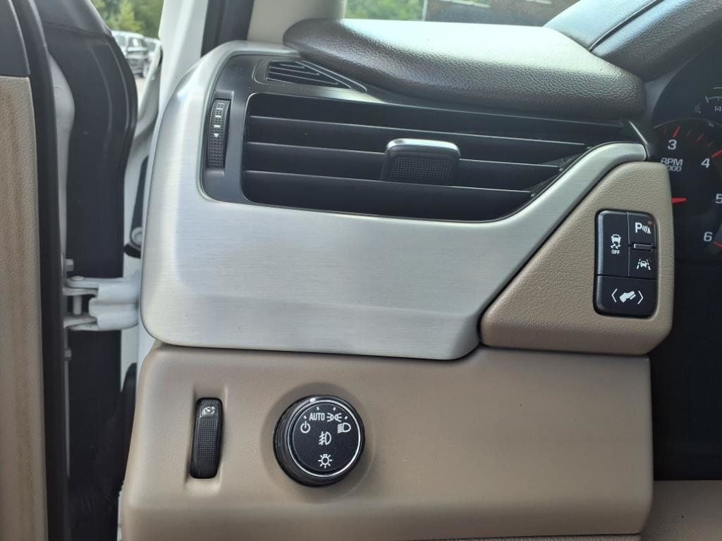 2016 GMC Yukon XL 2WD 4dr SLT - 22905573 - 13