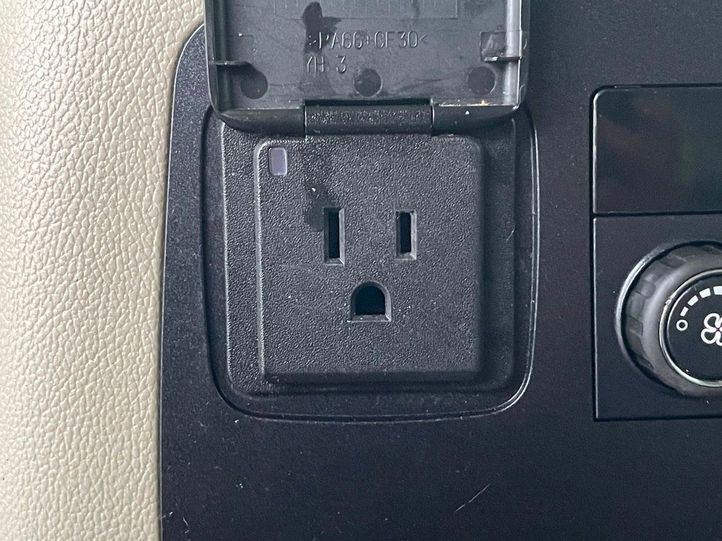 2016 GMC Yukon XL 4WD 4dr Denali - 22948263 - 23