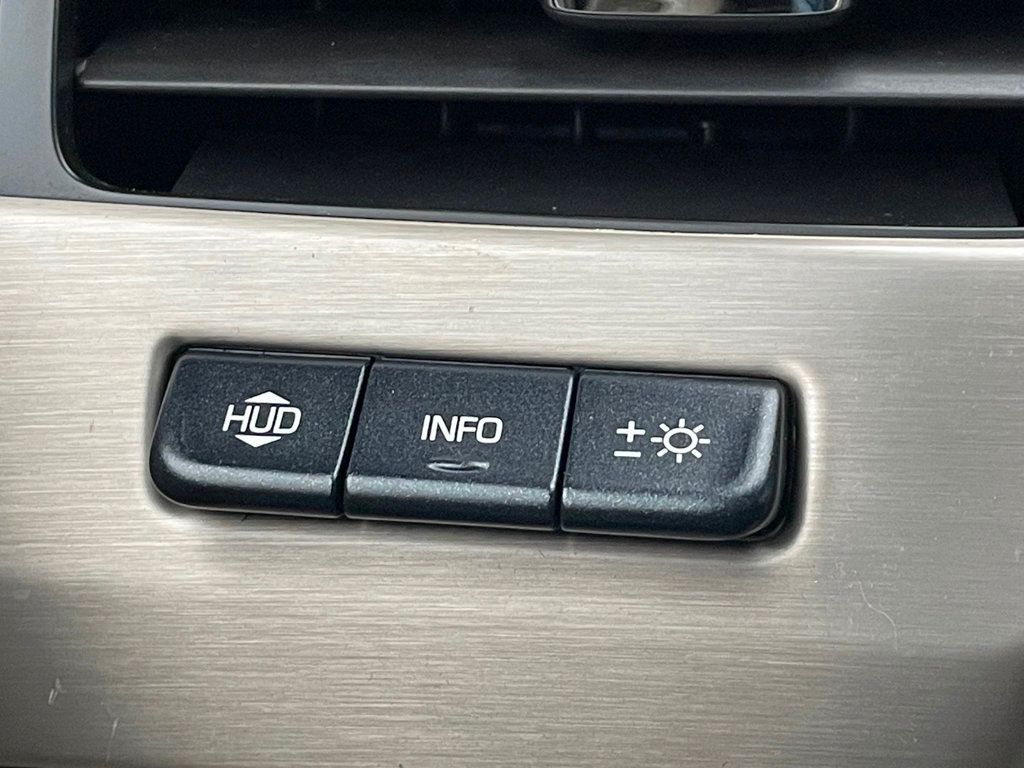 2016 GMC Yukon XL 4WD 4dr Denali - 22948263 - 34