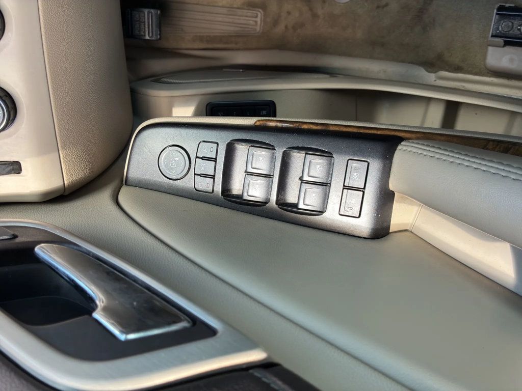2016 GMC Yukon XL 4WD 4dr Denali - 23046852 - 11