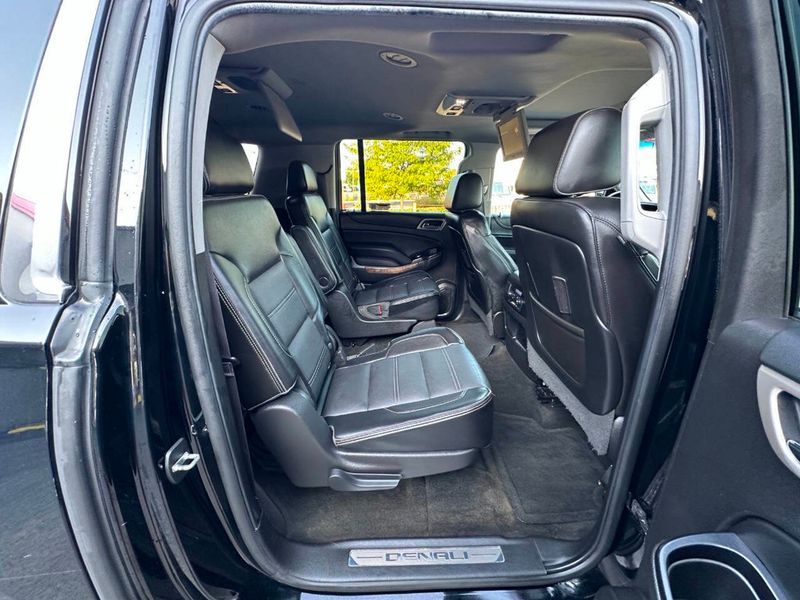 2016 GMC Yukon XL 4WD 4dr Denali - 22916531 - 29