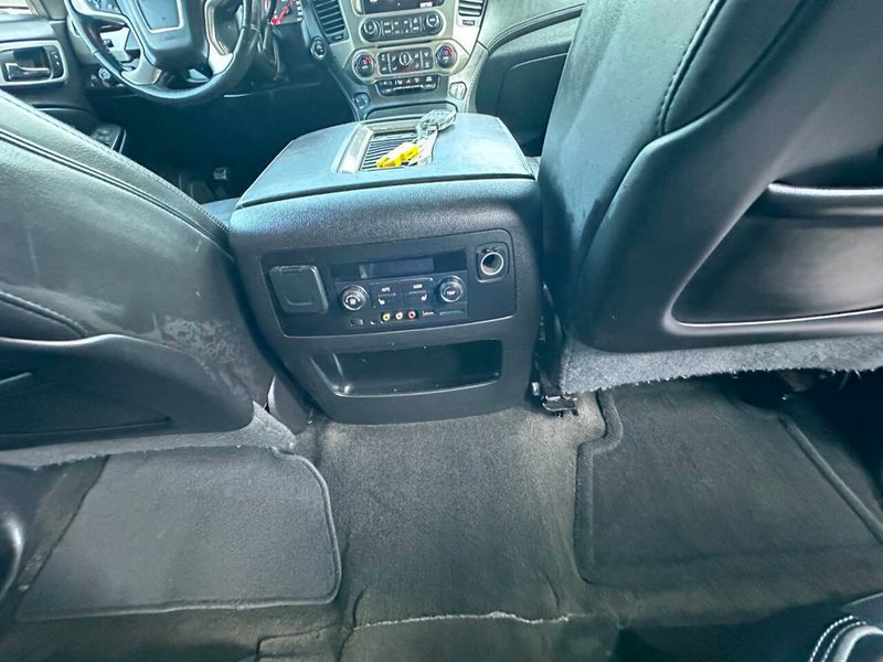 2016 GMC Yukon XL 4WD 4dr Denali - 22916531 - 30