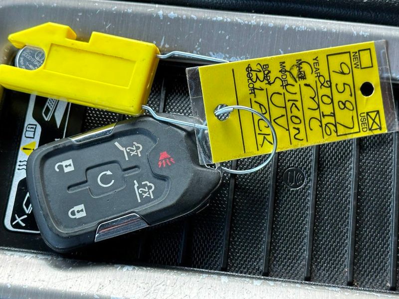 2016 GMC Yukon XL 4WD 4dr Denali - 22916531 - 63