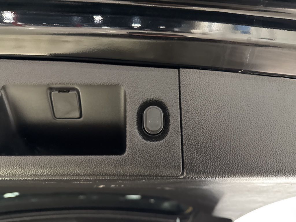 2016 GMC Yukon XL 4WD 4dr SLT - 22968238 - 57