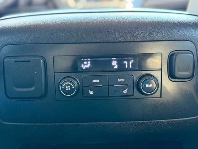 2016 GMC Yukon XL 4WD 4dr SLT - 22997473 - 24