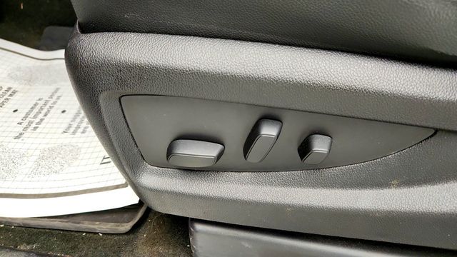 2016 GMC Yukon XL 4WD 4dr SLT - 23019606 - 11