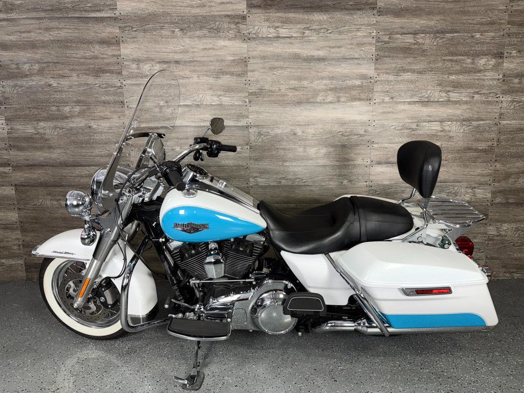 2016 Harley-Davidson FLHR Road King LOW MILES! - 22891394 - 10