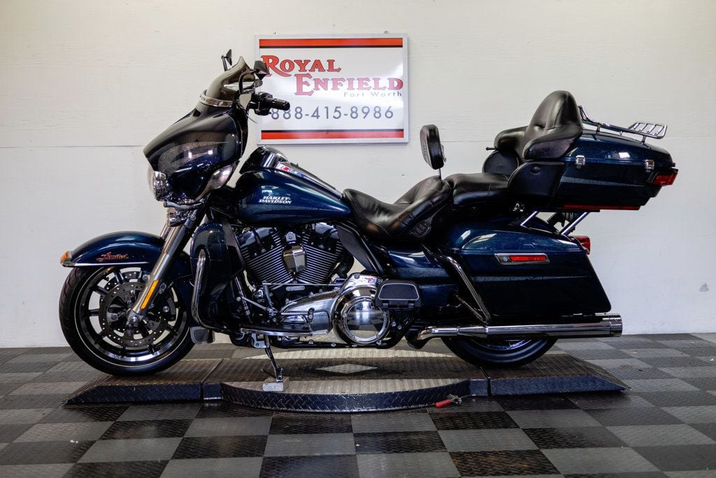 2016 Harley-Davidson FLHTK ELECTRA GLIDE ULTRA LIMITED NICE TOURING BAGGER! - 23037515 | Video 2